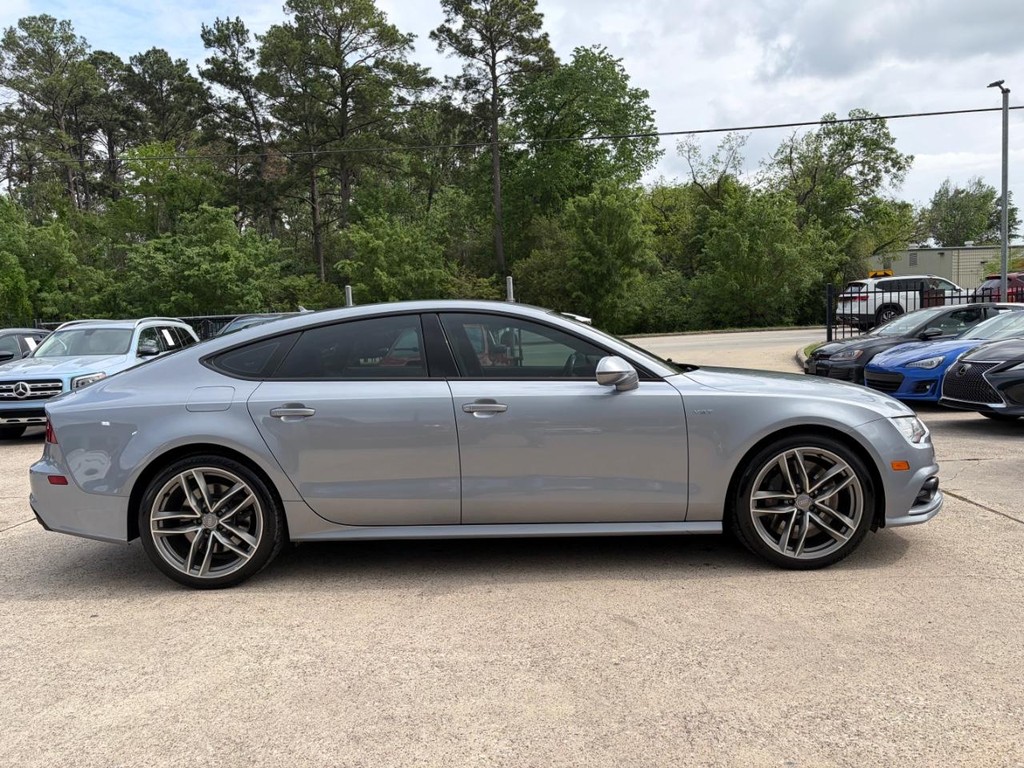 Audi S7 Vehicle Full-screen Gallery Image 05