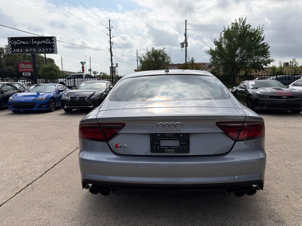 Audi S7 Vehicle Full-screen Gallery Image 07
