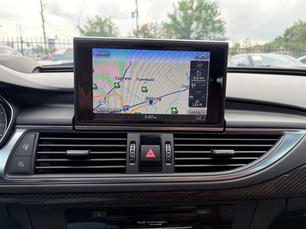 Audi S7 Vehicle Full-screen Gallery Image 21