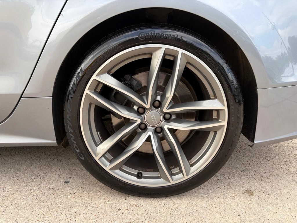 Audi S7 Vehicle Full-screen Gallery Image 29