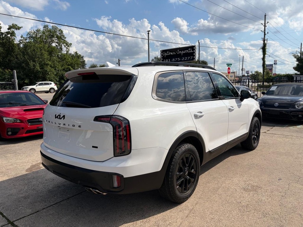 Kia Telluride Vehicle Full-screen Gallery Image 05