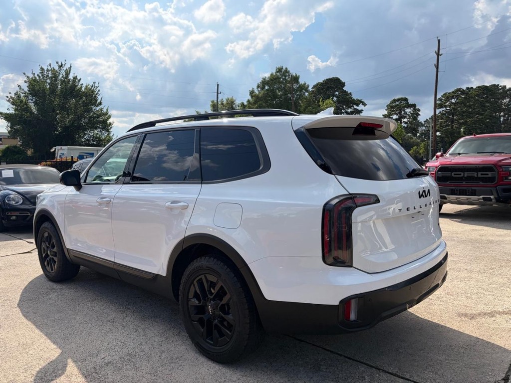 Kia Telluride Vehicle Full-screen Gallery Image 07