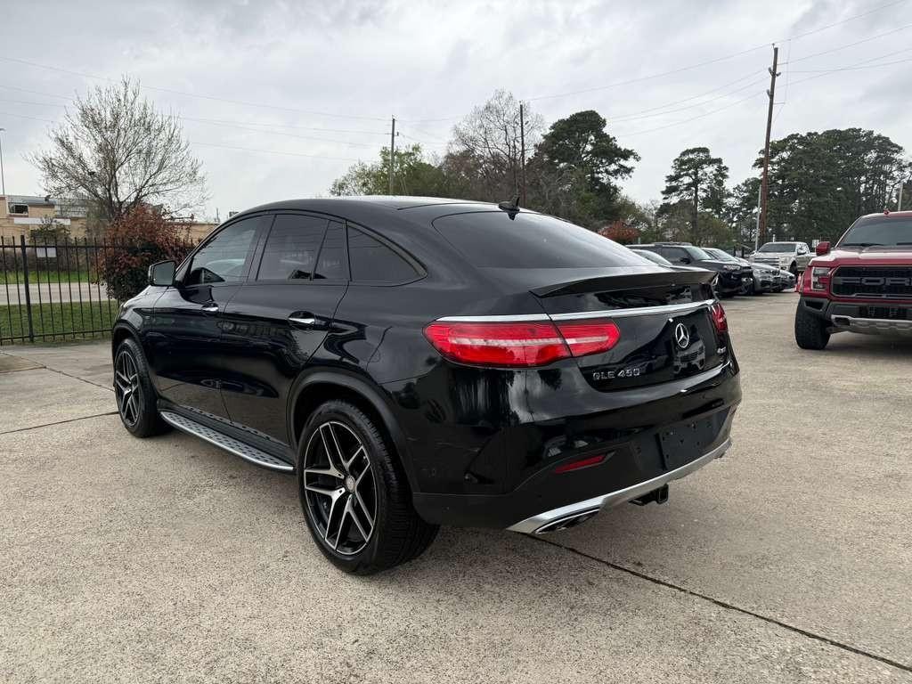 Mercedes-Benz GLE 450 Vehicle Full-screen Gallery Image 08