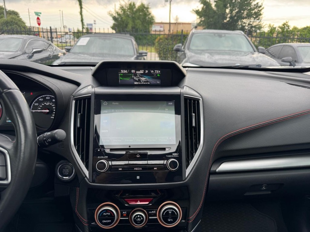 Subaru Forester Vehicle Full-screen Gallery Image 22