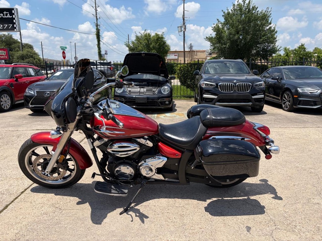 Yamaha XVS950 V-STAR Vehicle Full-screen Gallery Image 08