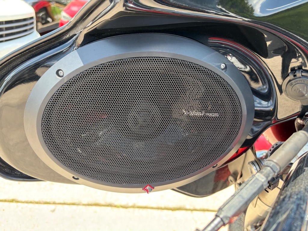 Yamaha XVS950 V-STAR Vehicle Full-screen Gallery Image 13
