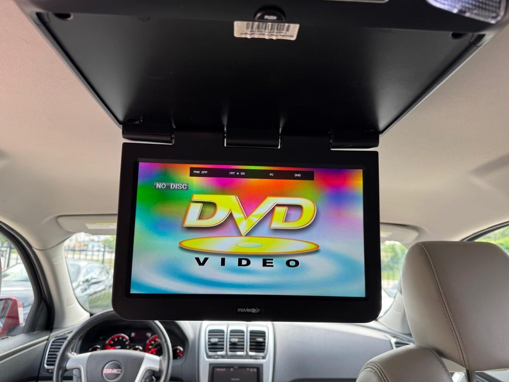 GMC Acadia Vehicle Full-screen Gallery Image 27