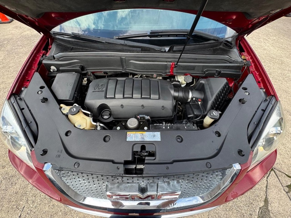 GMC Acadia Vehicle Full-screen Gallery Image 28