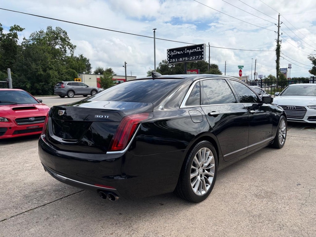 Cadillac CT6 Vehicle Full-screen Gallery Image 06