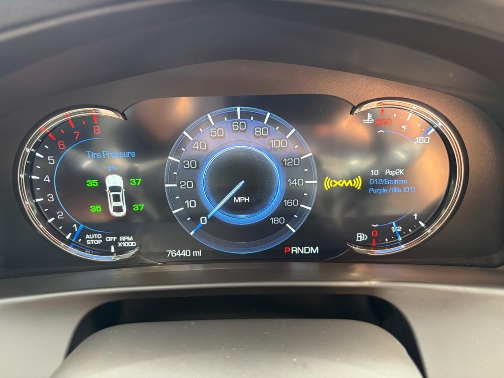 Cadillac CT6 Vehicle Full-screen Gallery Image 21