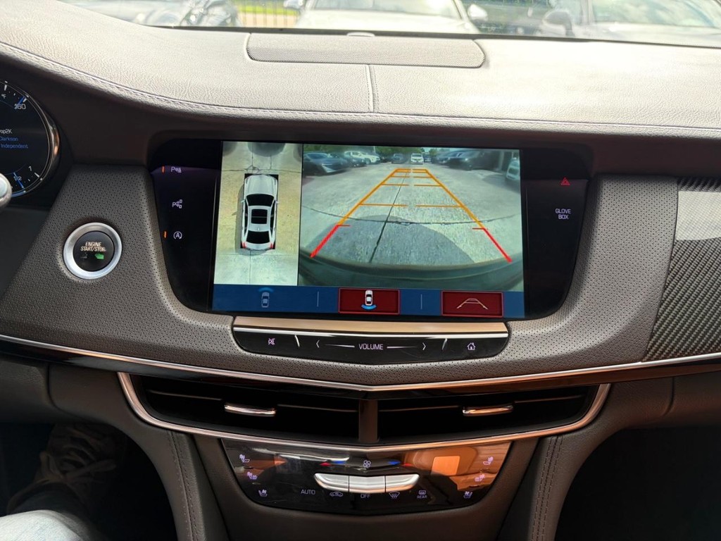 Cadillac CT6 Vehicle Full-screen Gallery Image 23