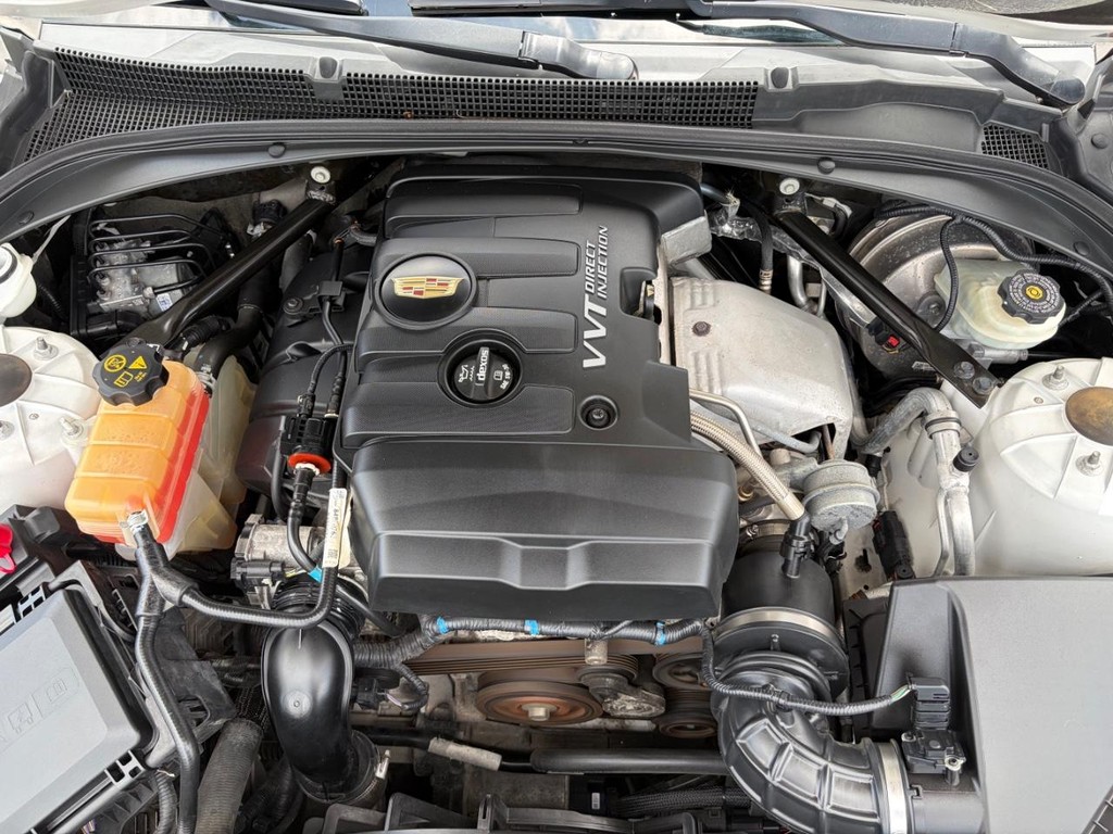 Cadillac ATS Coupe Vehicle Full-screen Gallery Image 25