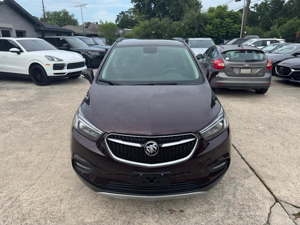Buick Encore Vehicle Full-screen Gallery Image 05