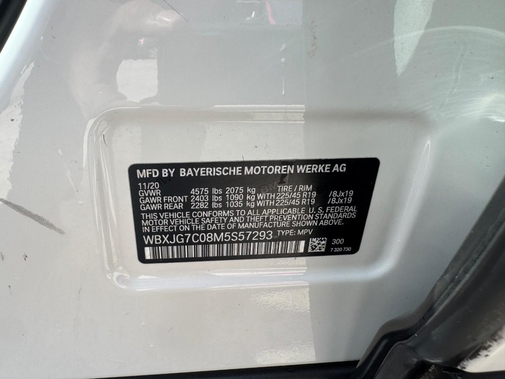 BMW X1 Vehicle Full-screen Gallery Image 26