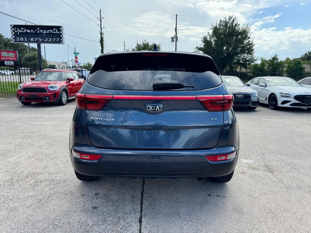 Kia Sportage Vehicle Full-screen Gallery Image 07