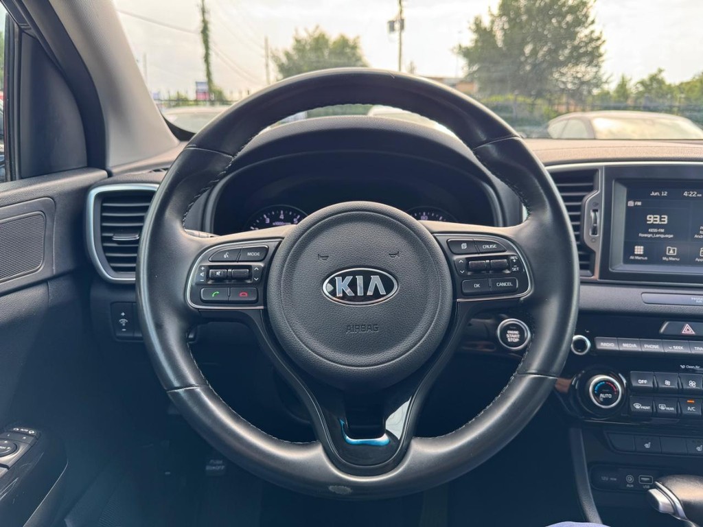 Kia Sportage Vehicle Full-screen Gallery Image 20