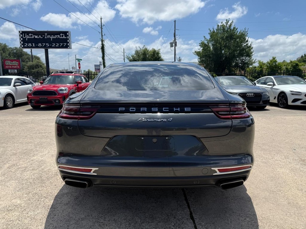 Porsche Panamera Vehicle Full-screen Gallery Image 07