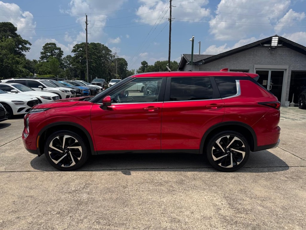 Mitsubishi Outlander Vehicle Full-screen Gallery Image 09