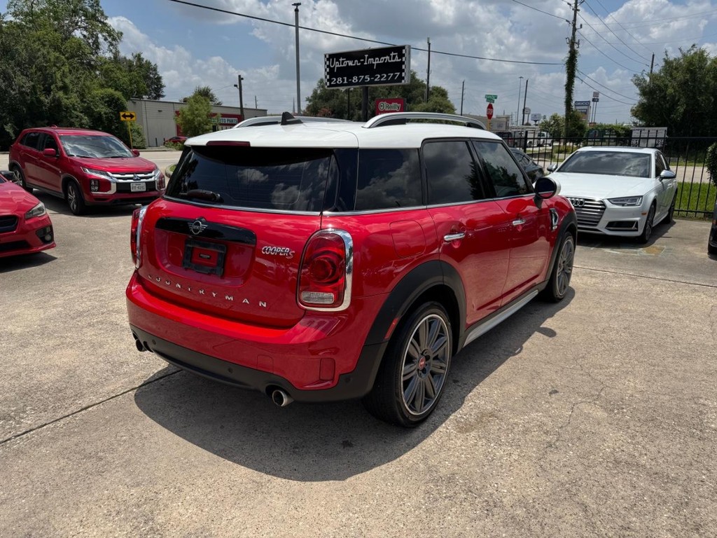 MINI Countryman Vehicle Full-screen Gallery Image 06