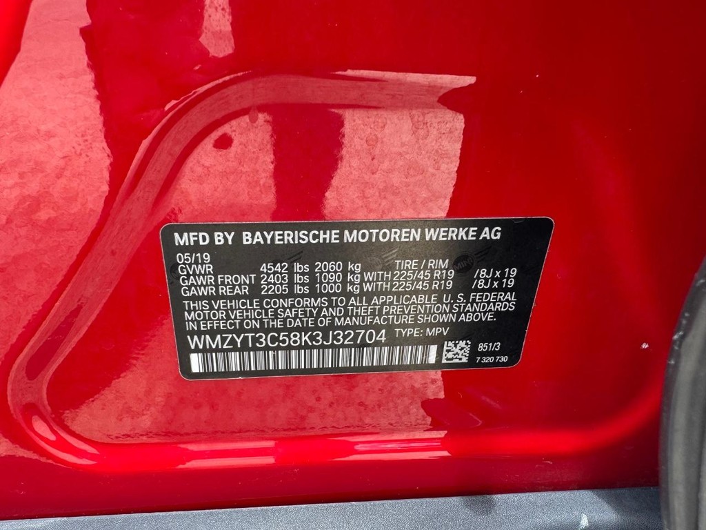 MINI Countryman Vehicle Full-screen Gallery Image 30