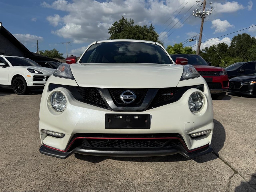 Nissan Juke Vehicle Full-screen Gallery Image 02