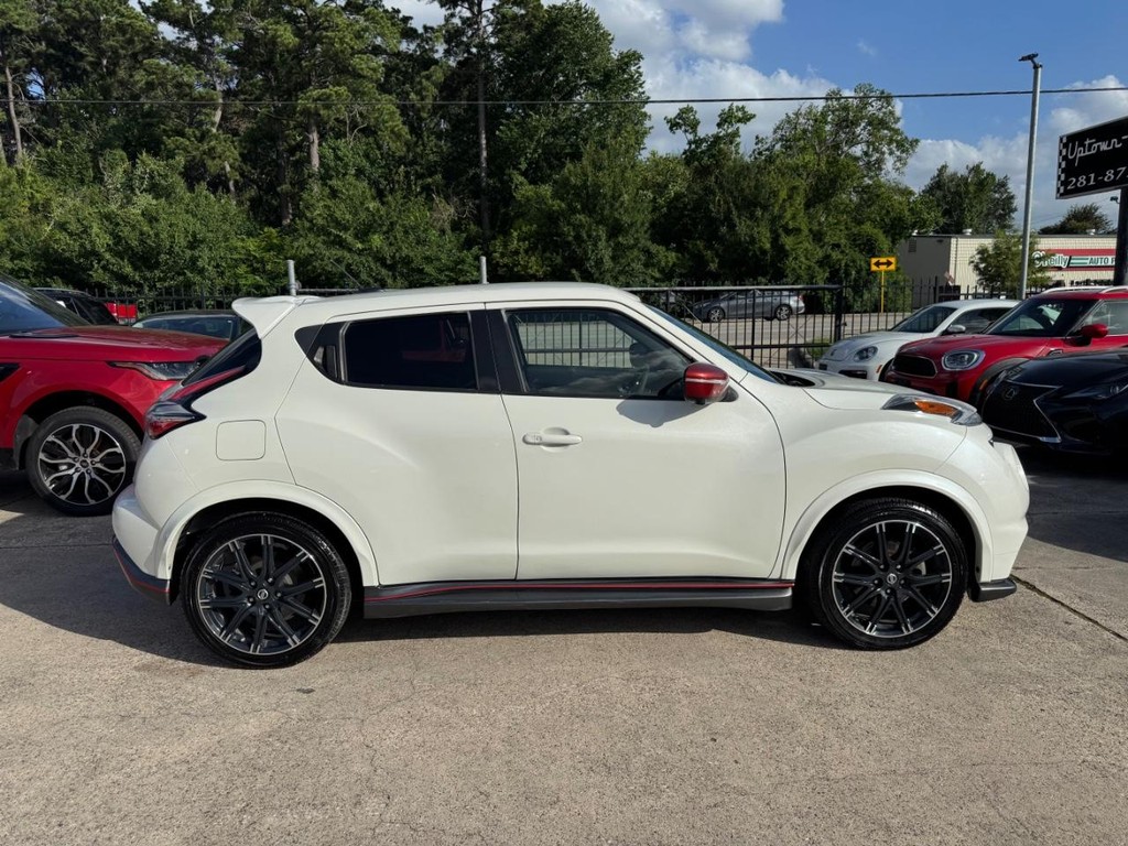 Nissan Juke Vehicle Full-screen Gallery Image 05
