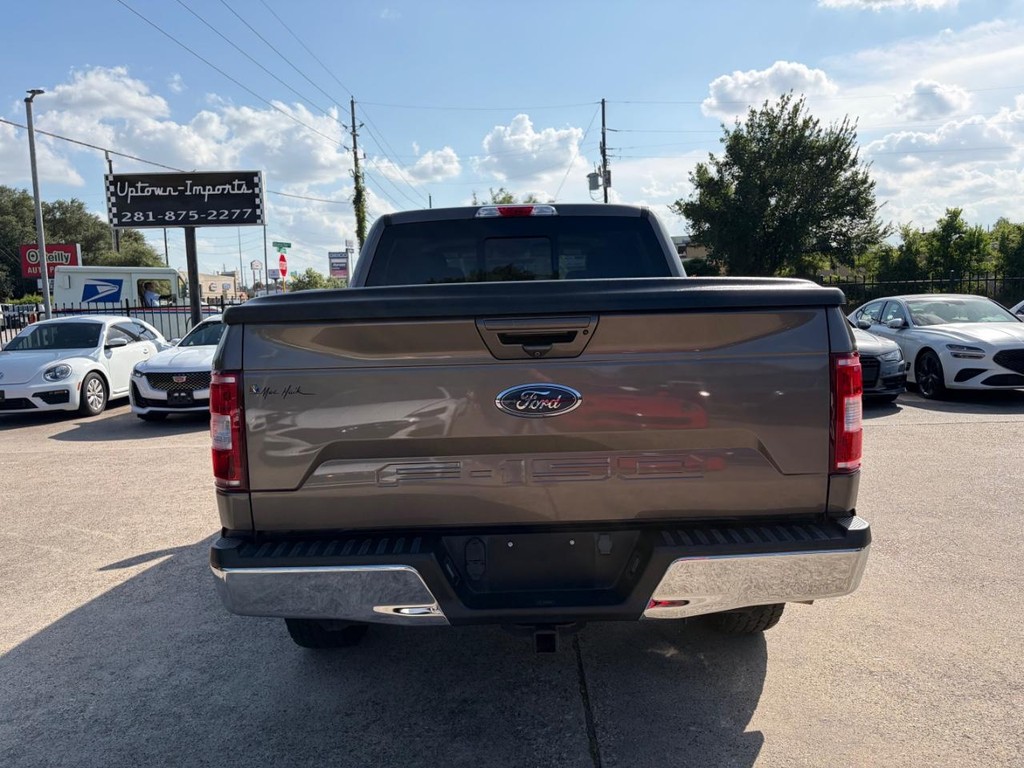 Ford F-150 Vehicle Full-screen Gallery Image 07