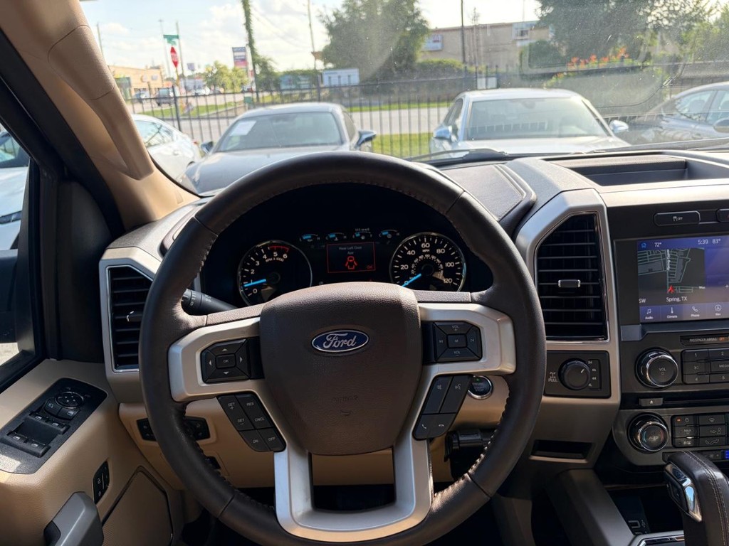 Ford F-150 Vehicle Full-screen Gallery Image 20