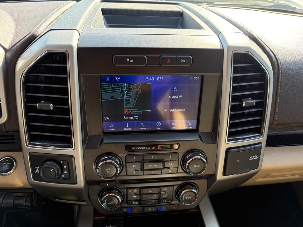 Ford F-150 Vehicle Full-screen Gallery Image 22