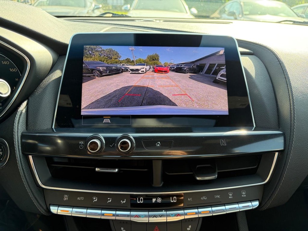 Cadillac CT5 Vehicle Full-screen Gallery Image 23