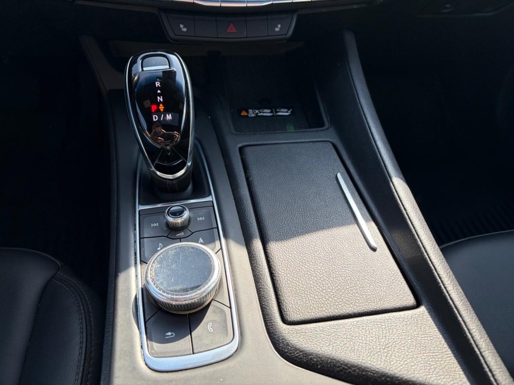 Cadillac CT5 Vehicle Full-screen Gallery Image 24