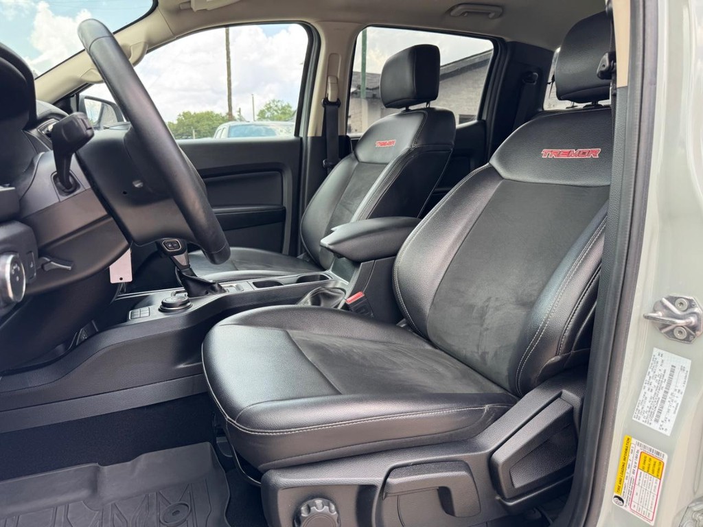Ford Ranger Vehicle Full-screen Gallery Image 11