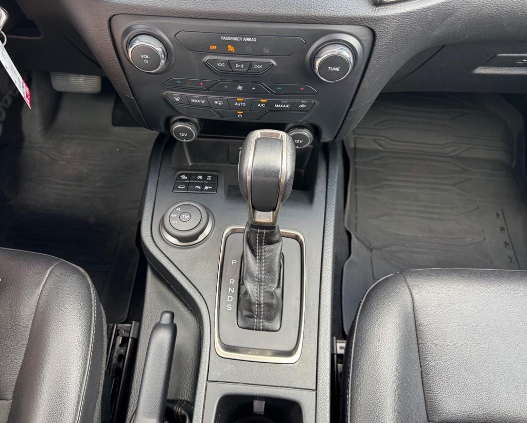 Ford Ranger Vehicle Full-screen Gallery Image 25