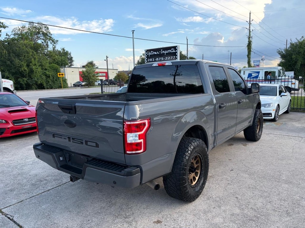 Ford F-150 Vehicle Full-screen Gallery Image 06