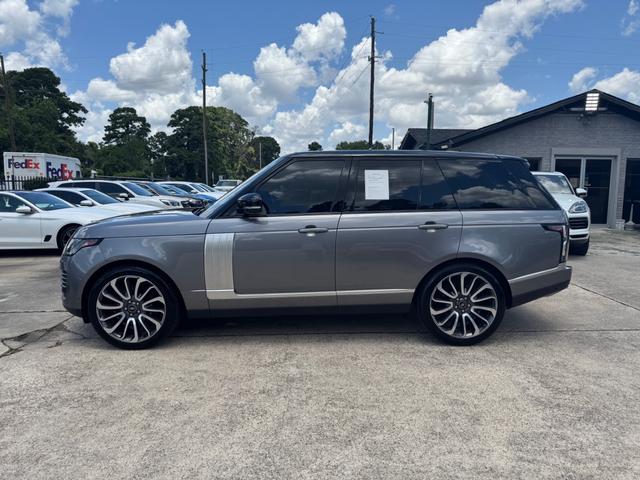 Land Rover Range Rover Vehicle Full-screen Gallery Image 08