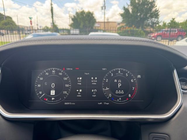 Land Rover Range Rover Vehicle Full-screen Gallery Image 18