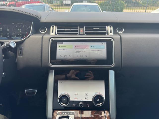 Land Rover Range Rover Vehicle Full-screen Gallery Image 19