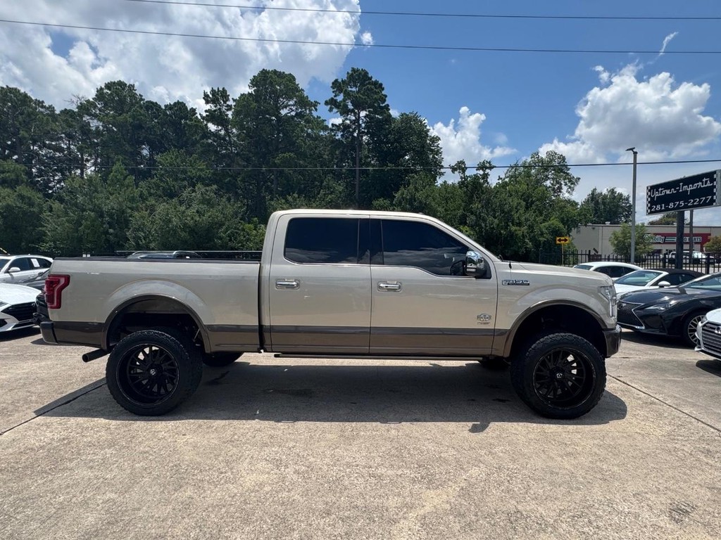 Ford F-150 Vehicle Full-screen Gallery Image 05