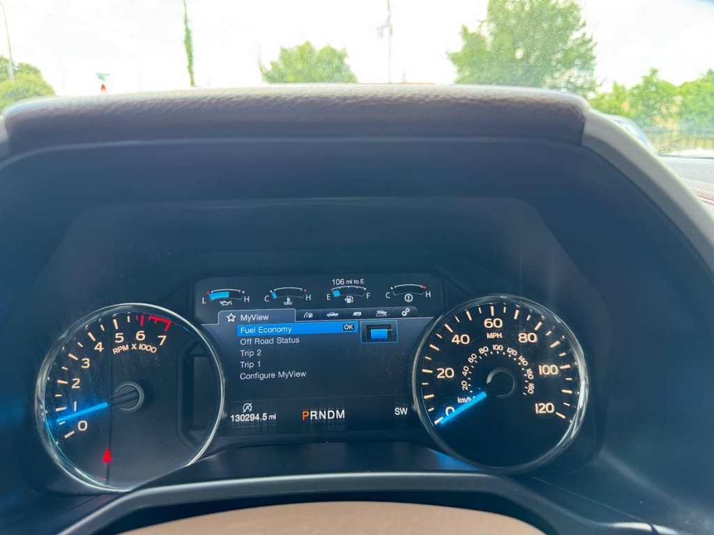 Ford F-150 Vehicle Full-screen Gallery Image 22