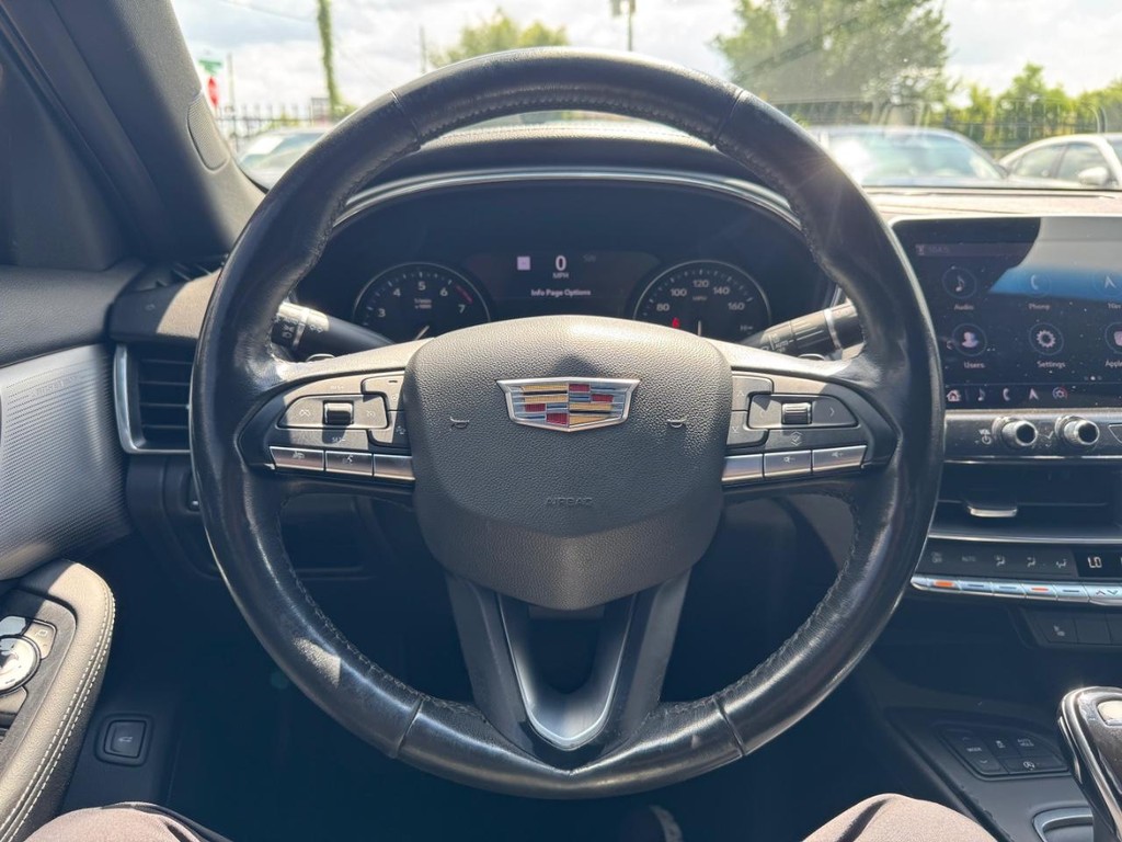 Cadillac CT5 Vehicle Full-screen Gallery Image 20