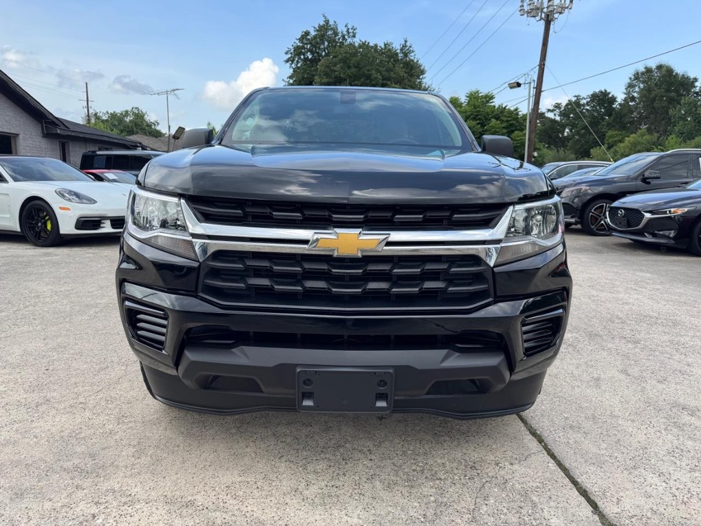 Chevrolet Colorado Vehicle Full-screen Gallery Image 02