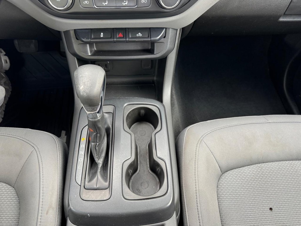 Chevrolet Colorado Vehicle Full-screen Gallery Image 21