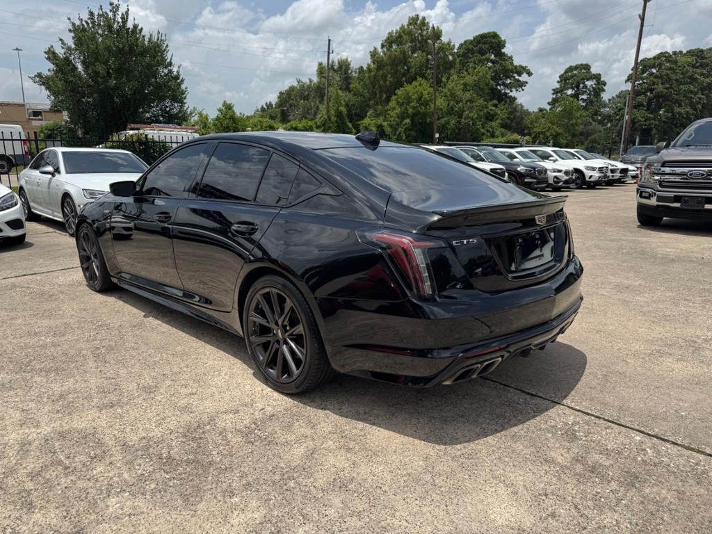 Cadillac CT5 Vehicle Full-screen Gallery Image 08