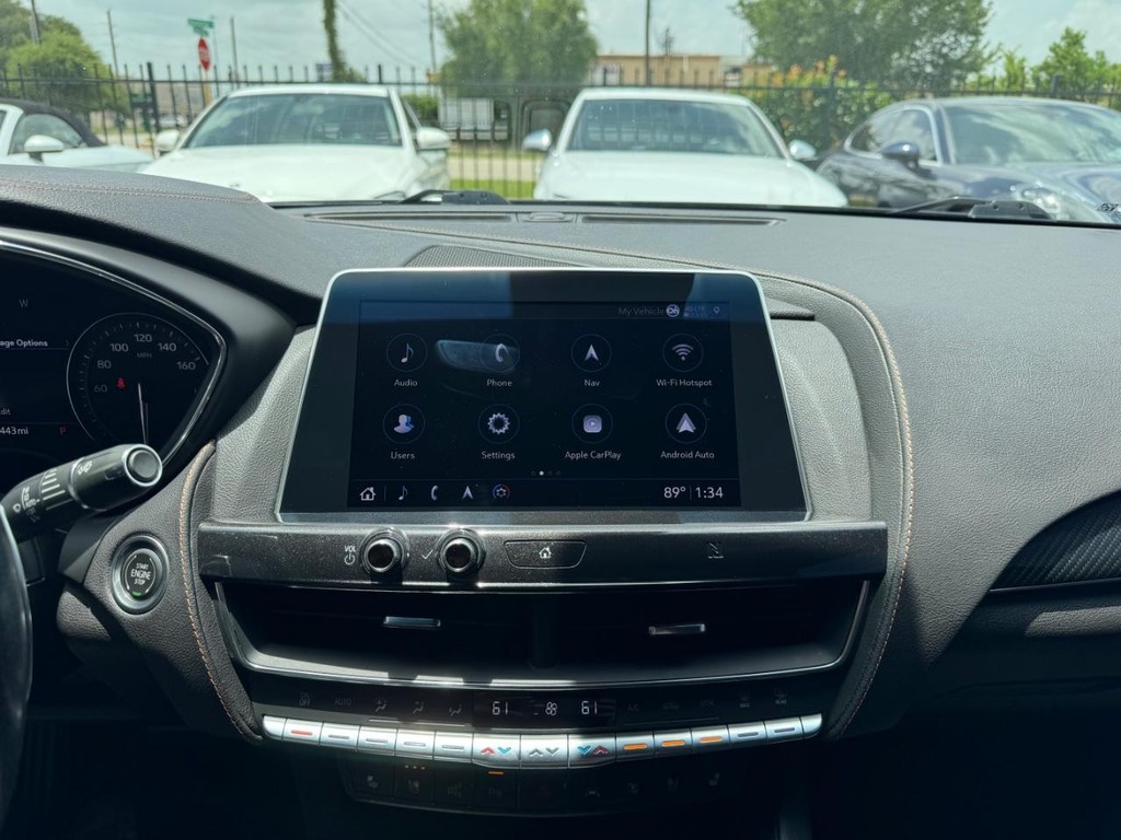 Cadillac CT5 Vehicle Full-screen Gallery Image 22