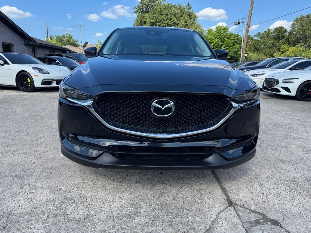 Mazda CX-5 Vehicle Full-screen Gallery Image 02