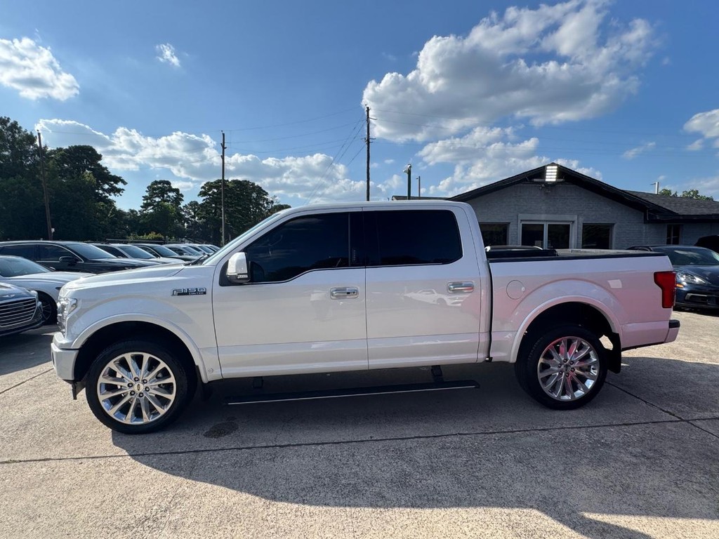 Ford F-150 Vehicle Full-screen Gallery Image 09