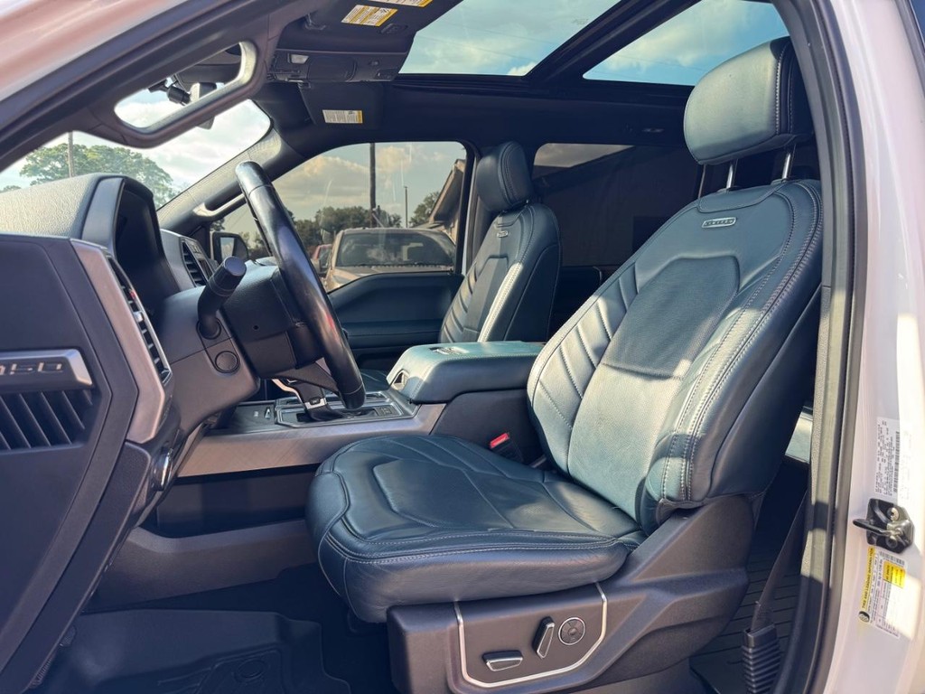 Ford F-150 Vehicle Full-screen Gallery Image 11