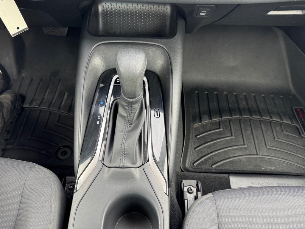 Toyota Corolla Vehicle Full-screen Gallery Image 25