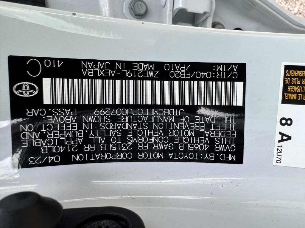 Toyota Corolla Vehicle Full-screen Gallery Image 28