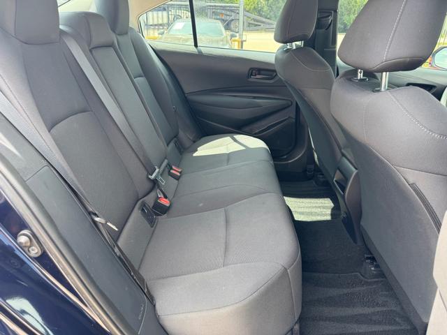 Toyota Corolla Vehicle Full-screen Gallery Image 44
